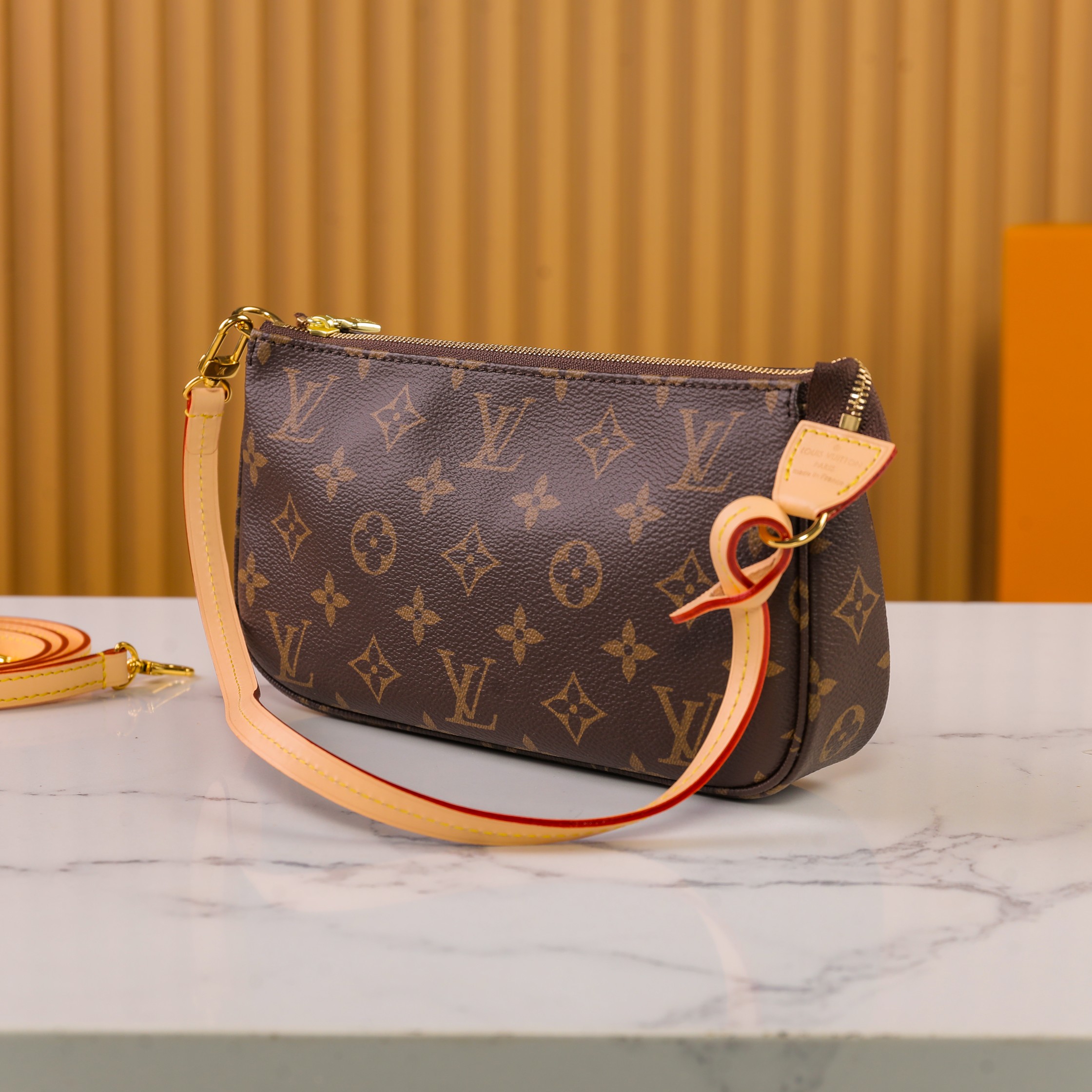 20240627/LouisVuitton_M40712